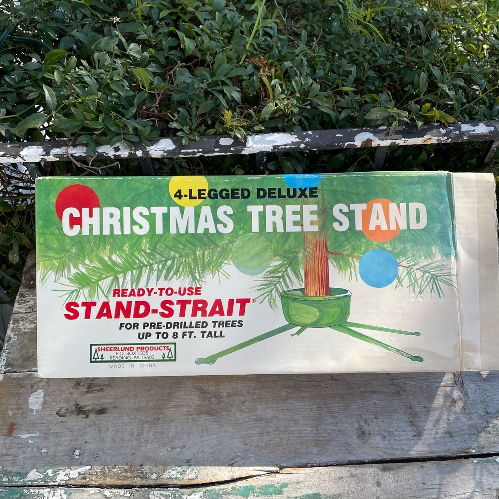 CHRISTMAS TREE STAND 4 Leg Deluxe